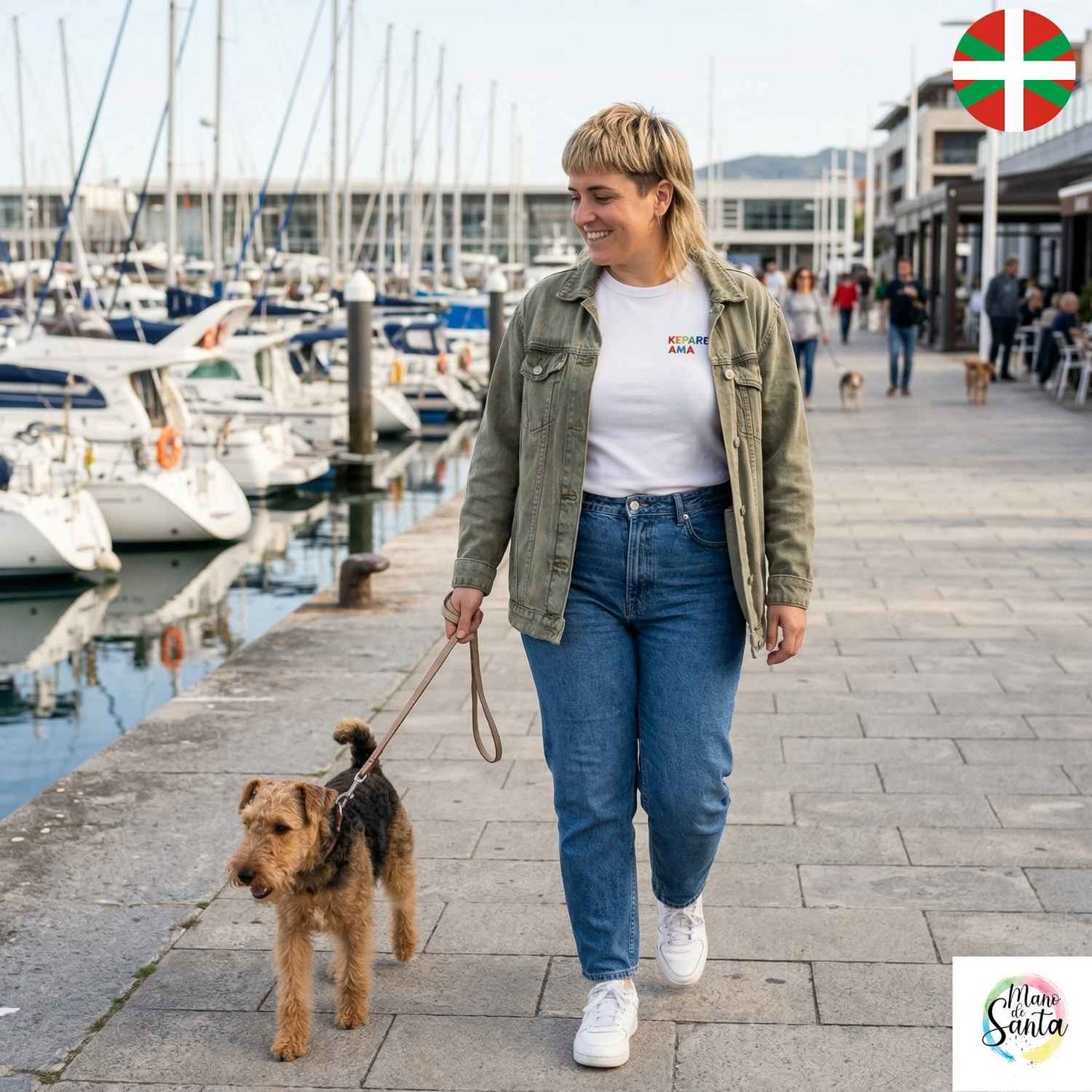 Camiseta Personalizada para Mamá ENTALLADA EUSKERA Blanca "NOMBRE-(R)EN AMA (Nombre)" - Bordado Arcoiris Premium