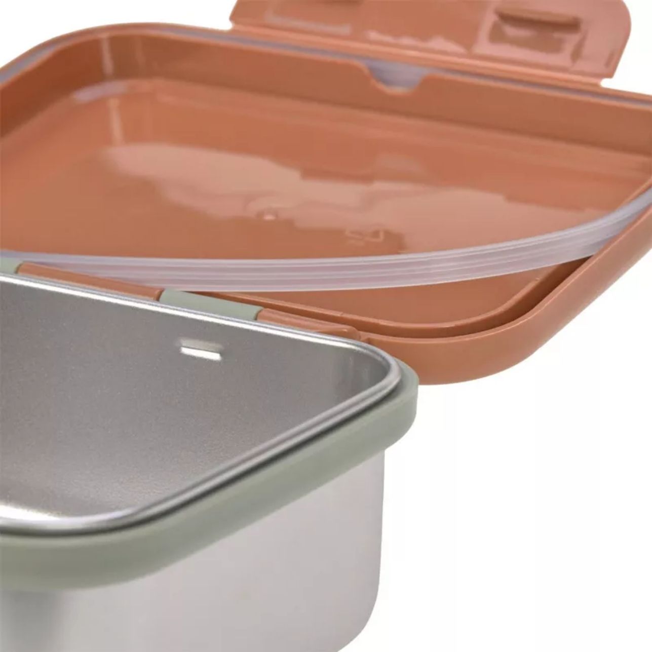 la fiambrera Happy Prints Caramel es la aliada perfecta para llevar comidas saludables y bien organizadas al cole, al parque o de excursión. Su diseño en acero inoxidable 100% la hace resistente, duradera y segura para el uso diario