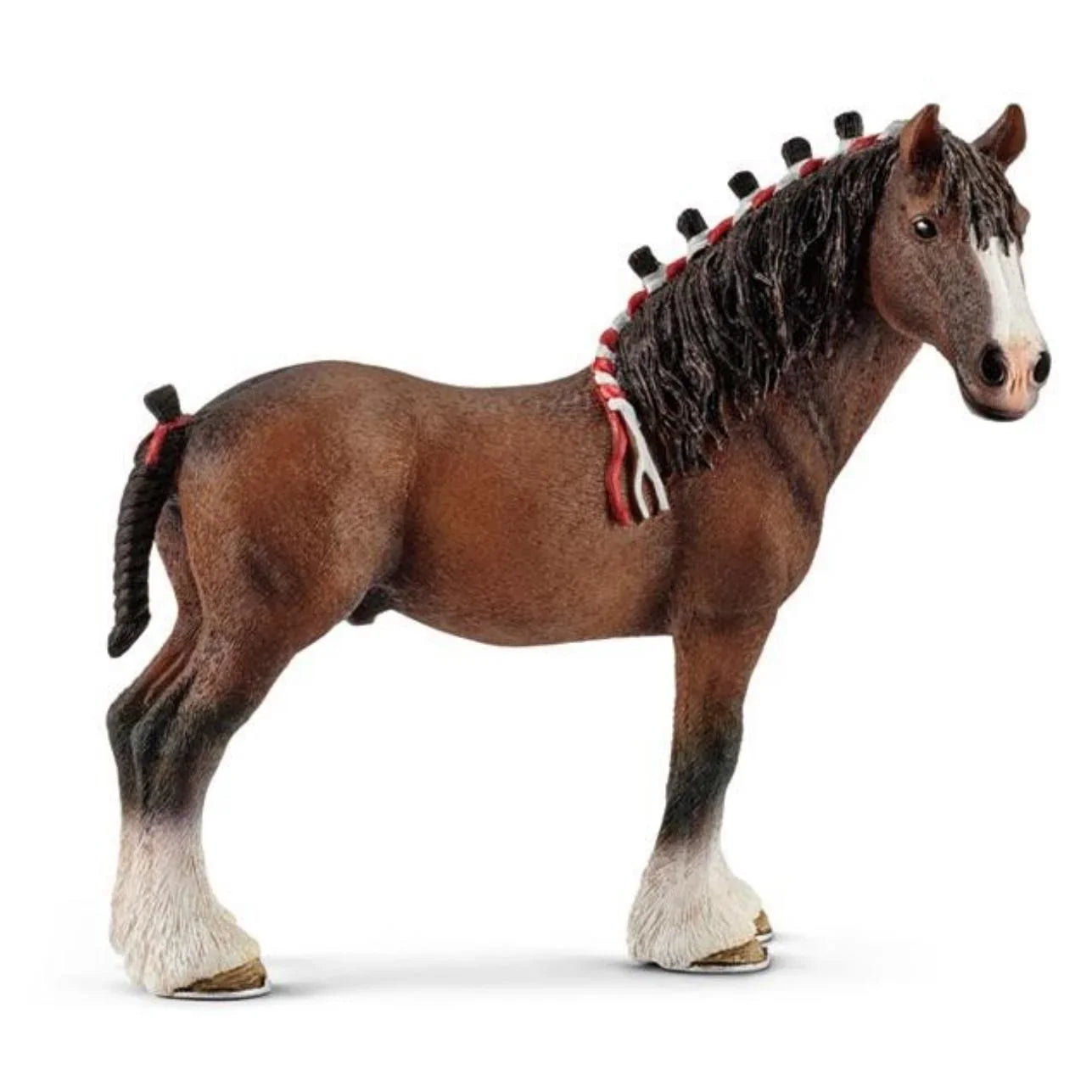 Figura Semental Clydesdale – Schleich 🐴
Edad recomendada: A partir de 3 años
Dimensiones: 12,4 x 6,2 x 12,3 cm
Incluye: 1 figura