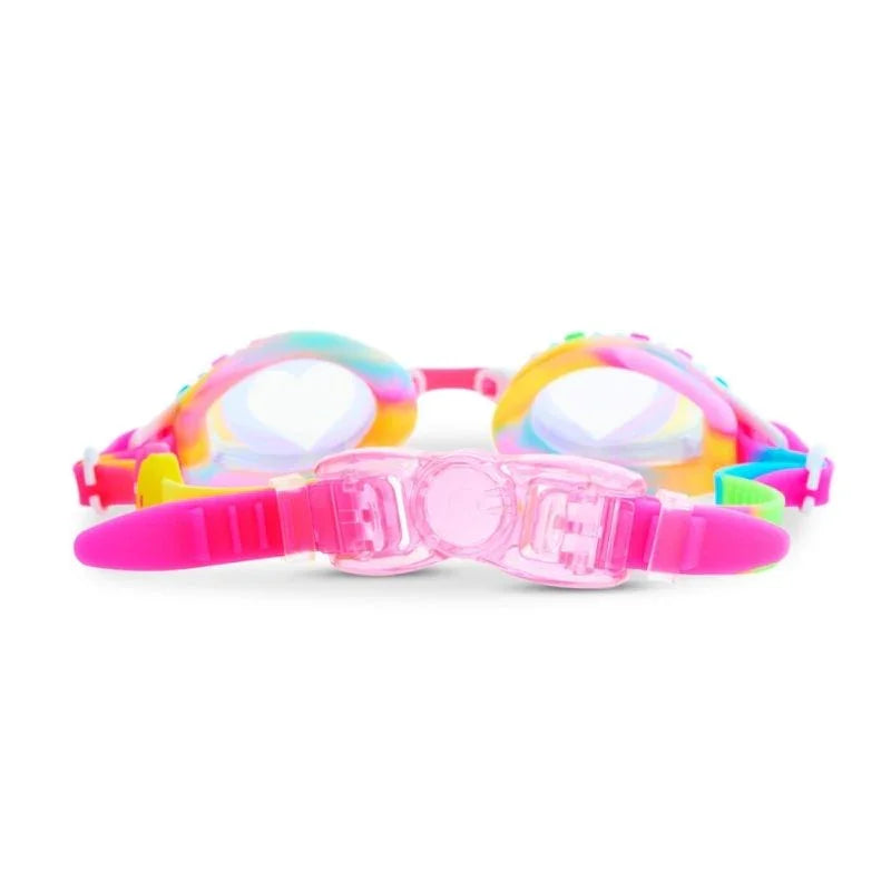 s gafas de natación Bling2o Smile Positively Pink. Diseñadas para peques a partir de 6 años, estas gafas no solo protegen los ojos, ¡también roban sonrisas! Su diseño alegre con detalles brillantes y lentes lila decoradas con corazones las convierte en el complemento ideal para disfrutar en la piscina, la playa o en las clases de natación.