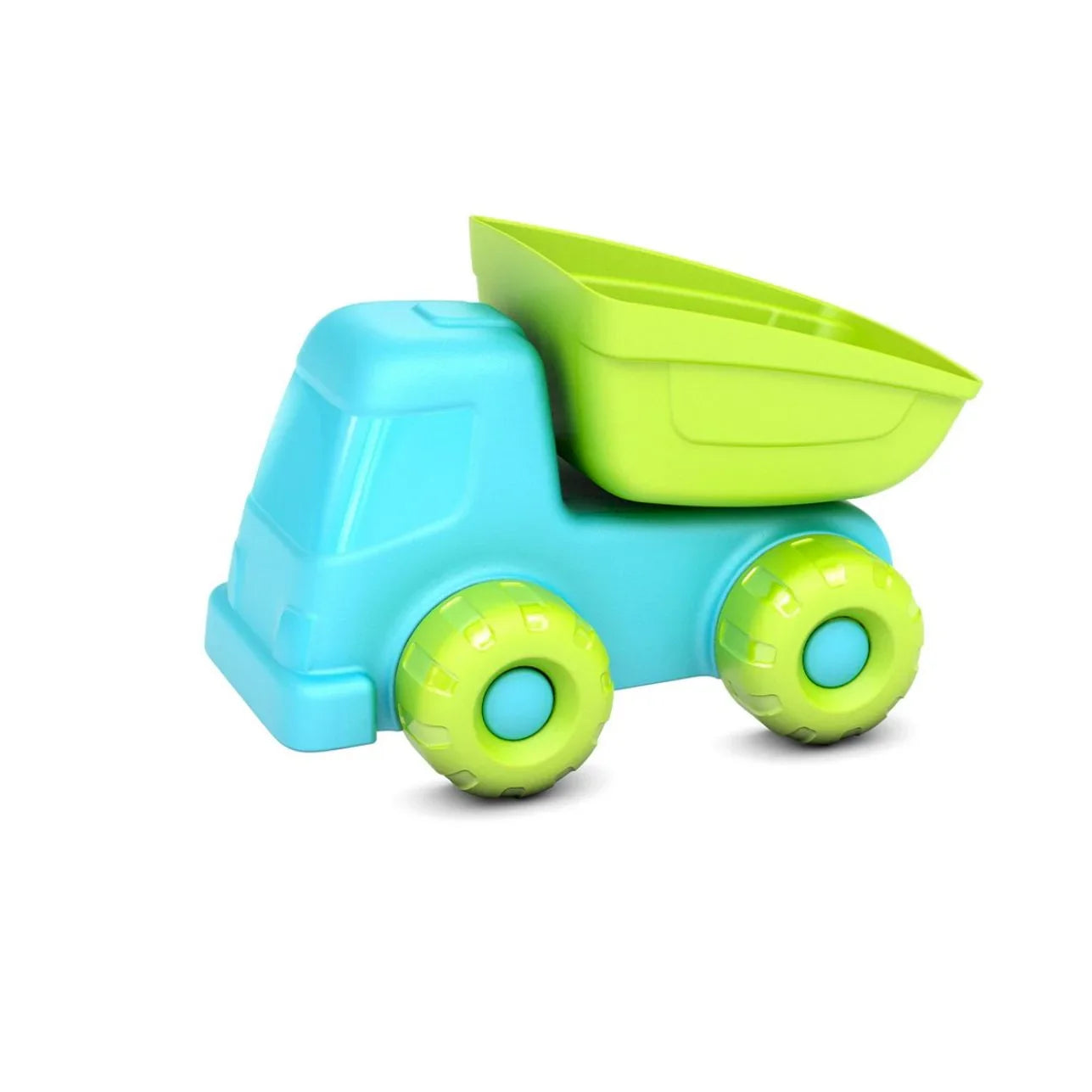 robusto camión volquete de Bibio Toys convierte la arena, la tierra o incluso la nieve en auténticos materiales de construcción. Su caja basculante permite cargar y descargar con un simple gesto, animando a los peques a cavar, transportar y crear sin fin.
Fabricado en HDPE 100 % reciclable, libre de BPA, látex y ftalatos, ofrece un juego seguro y sostenible desde los 18 meses. No tiene bordes afilados ni piezas pequeñas: solo curvas suaves y ruedas anchas listas para cualquier terreno. Su tamaño (21 × 15 ×