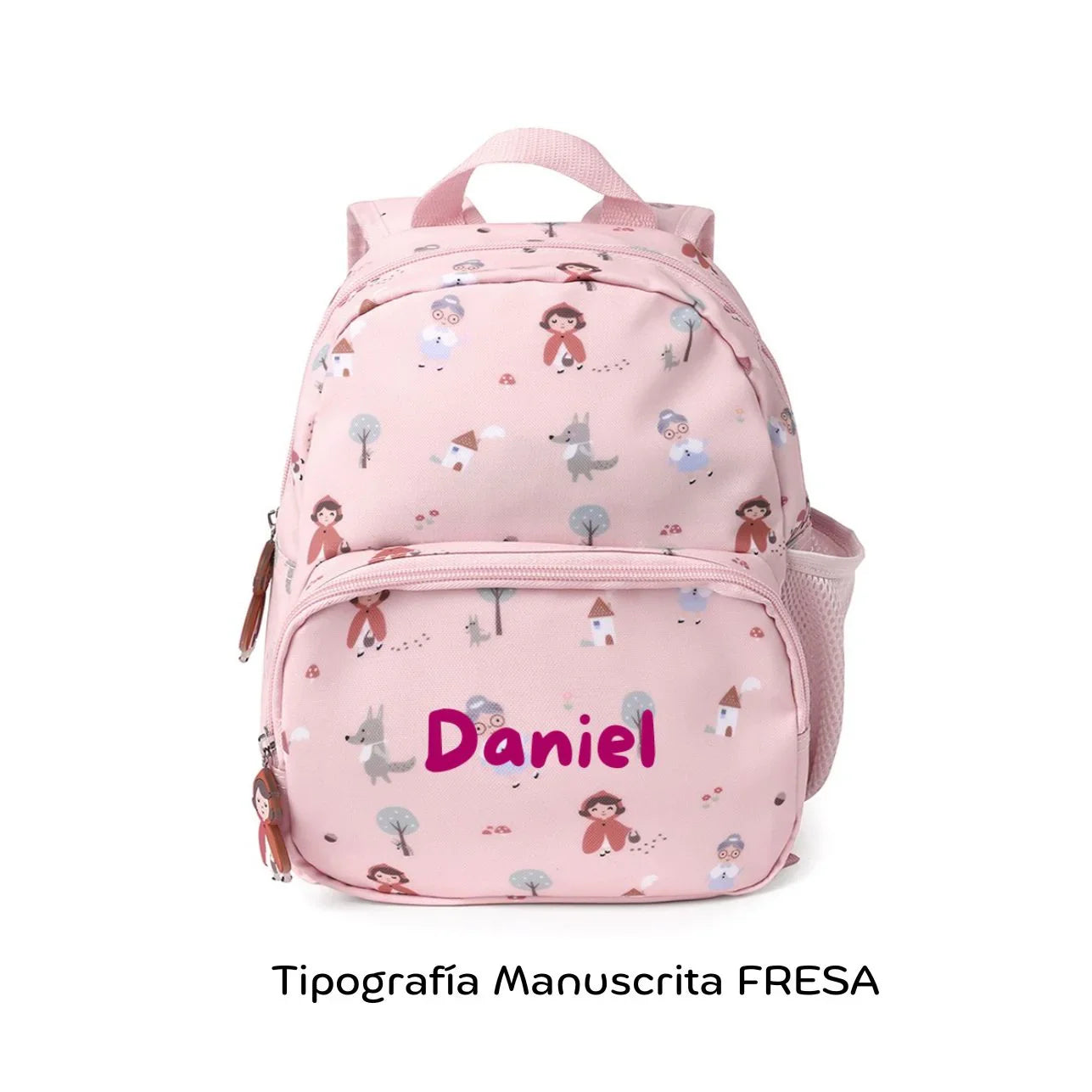 ¡La Mochila Infantil Little Red, Caperucita, coches de ciudad, Personalizable de tutete es perfecta para esos pequeños aventureros en su regreso a clases! esta mochila es un must-have para llevar a la escuela. 