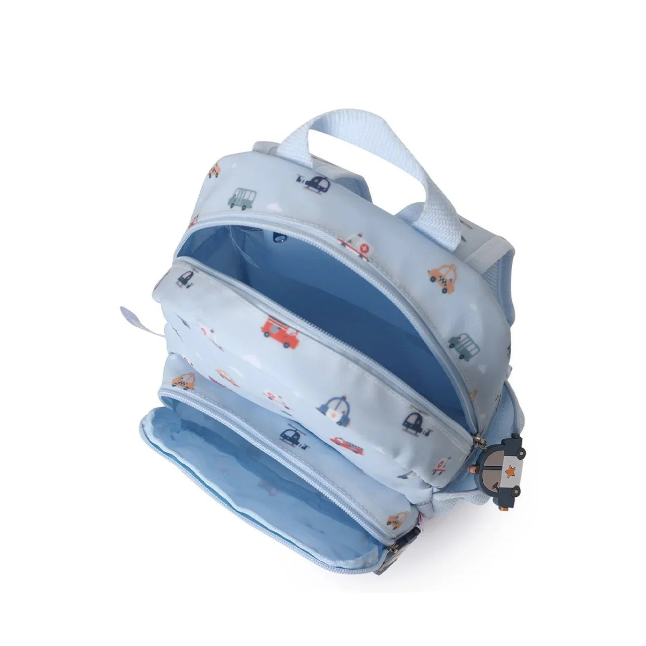 ¡La Mochila Infantil City cars, coches de ciudad, Personalizable de tutete es perfecta para esos pequeños aventureros en su regreso a clases! esta mochila es un must-have para llevar a la escuela. 
