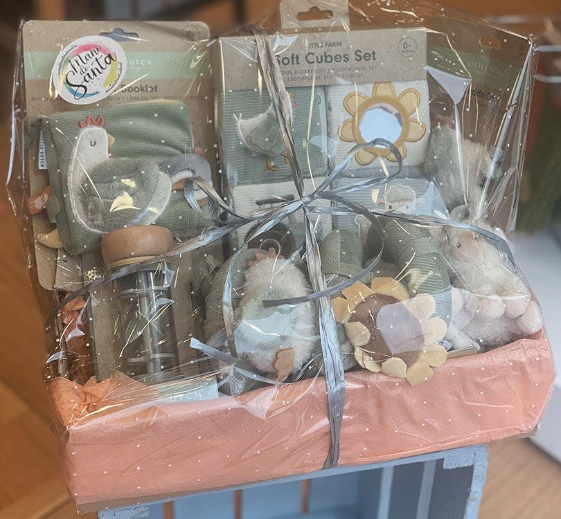 Caja de cartón y celofán - manodesantaoficial