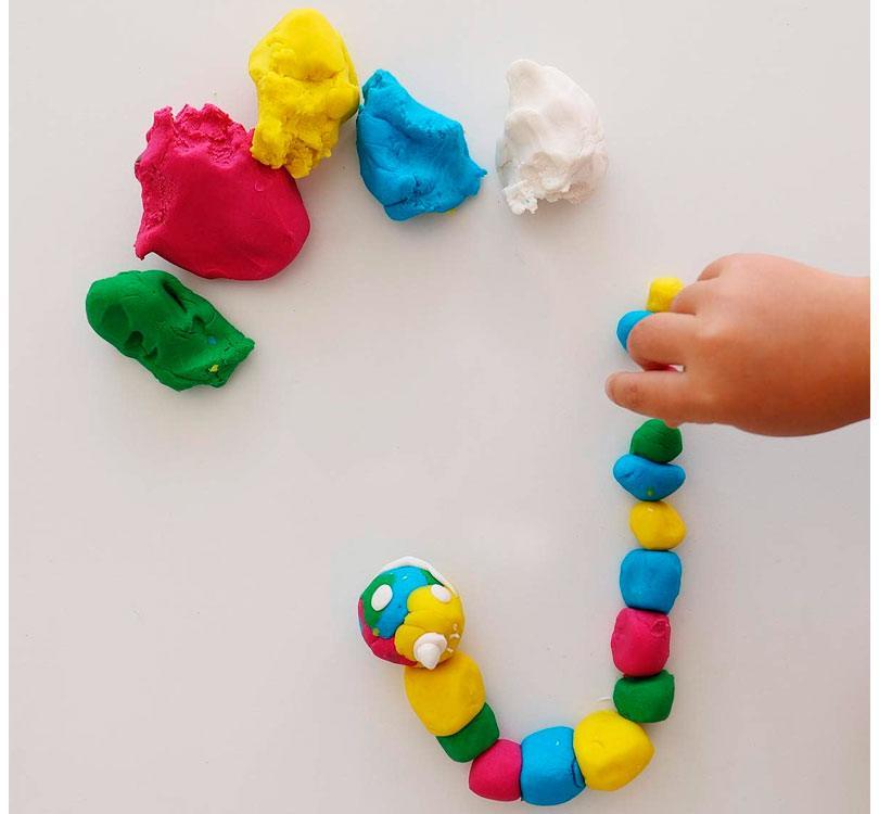 Set de Plastilina 10 colores y accesorios - manodesantaoficial