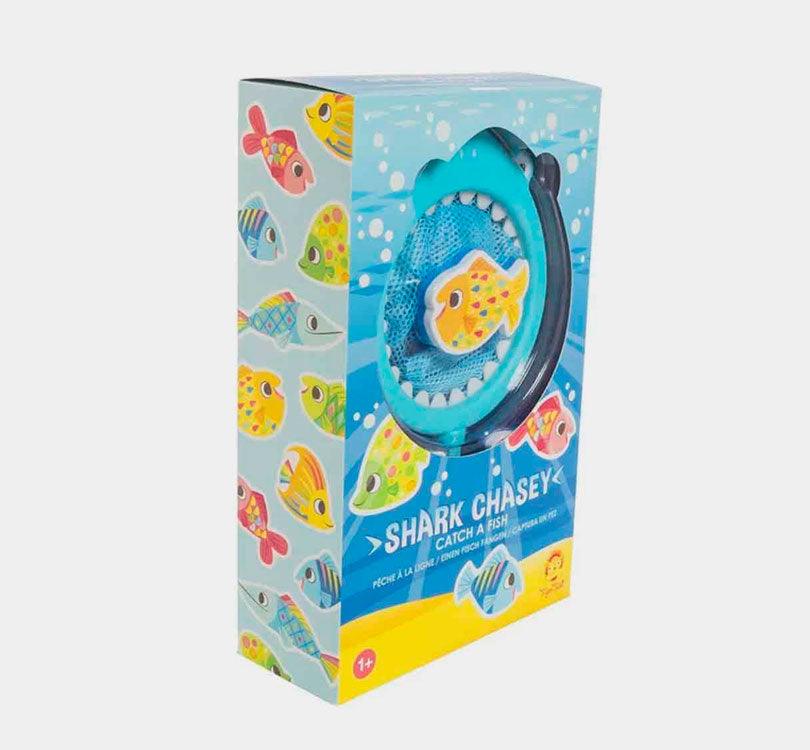 Tiburón pesca peces - manodesantaoficial