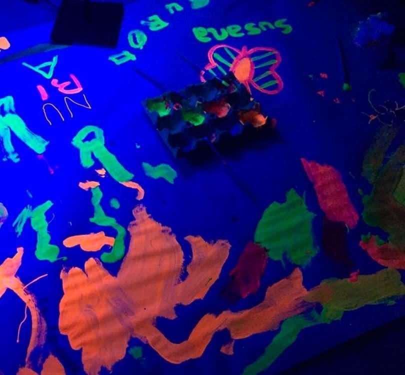 Pintura de dedos neón 6 colores Primo - manodesantaoficial