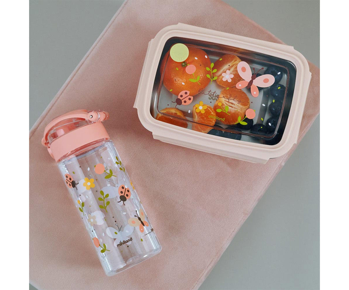 Compra la Botella Junior Tritan Butterfly de Miniland 500ml en www.manodesantaoficial.es. Antiderrames, ligera, sin BPA y perfecta para el cole o excursiones.