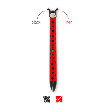 Compra el Bolígrafo de Dos Colores Ladybug de Legami. Sistema Click&Clack con tinta roja y negra en un solo cuerpo. Ligero, divertido y perfecto para la escuela o la oficina.