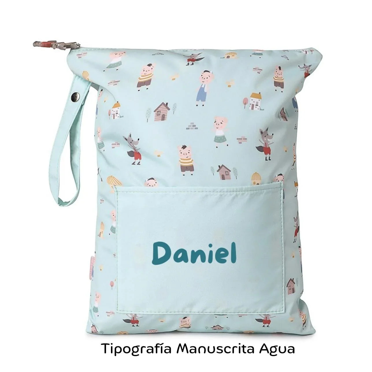 ¡No busques más! Si necesitas una bolsa resistente y personalizable para las cosas húmedas de tu pequeño, la Bolsa Impermeable Los tres cerditos&nbsp; Personalizable de Tutete es justo lo que necesitas.


Esta bolsa es perfecta para llevar la muda de recambio a la escuela infantil o para guardar la ropa mojada o manchada después de una clase de natación. ¡Incluso es ideal para llevar la ropa interior cuando estás de viaje! El tamaño cómodo y versátil de la bolsa te permitirá llevar todo lo que necesitas.