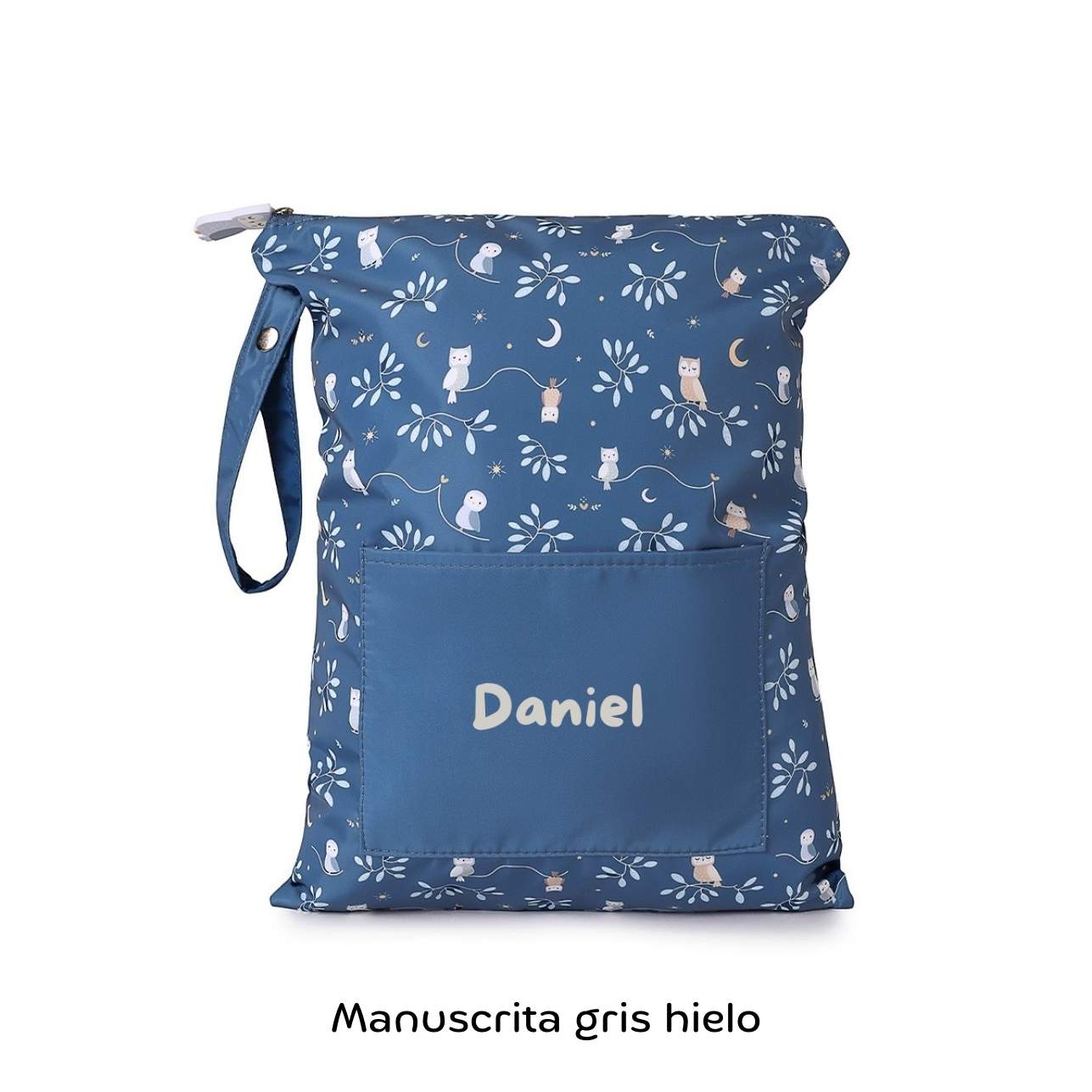 a Bolsa Impermeable Magical Forest&nbsp; Personalizable de Tutete es justo lo que necesitas.


Esta bolsa es perfecta para llevar la muda de recambio a la escuela infantil o para guardar la ropa mojada o manchada después de una clase de natación. ¡Incluso es ideal para llevar la ropa interior cuando estás de viaje! El tamaño cómodo y versátil de la bolsa te permitirá llevar todo lo que necesitas.
