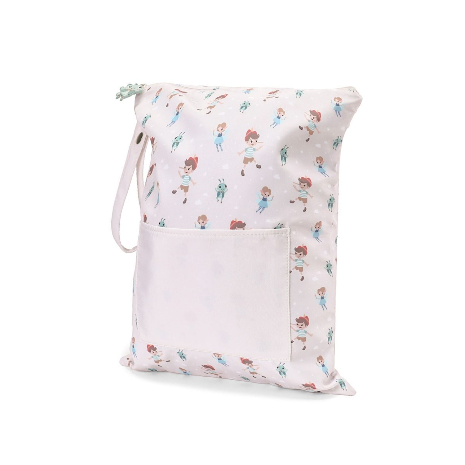 Bolsa Impermeable Wooden Boy de Tutete. Esta bolsa impermeable infantil es el accesorio perfecto para llevar la muda de recambio, la ropa sucia o los trajes de baño mojados de forma higiénica y cómoda. Su asa superior con botón a presión permite colgarla fácilmente del carrito del bebé o de la mochila escolar.
