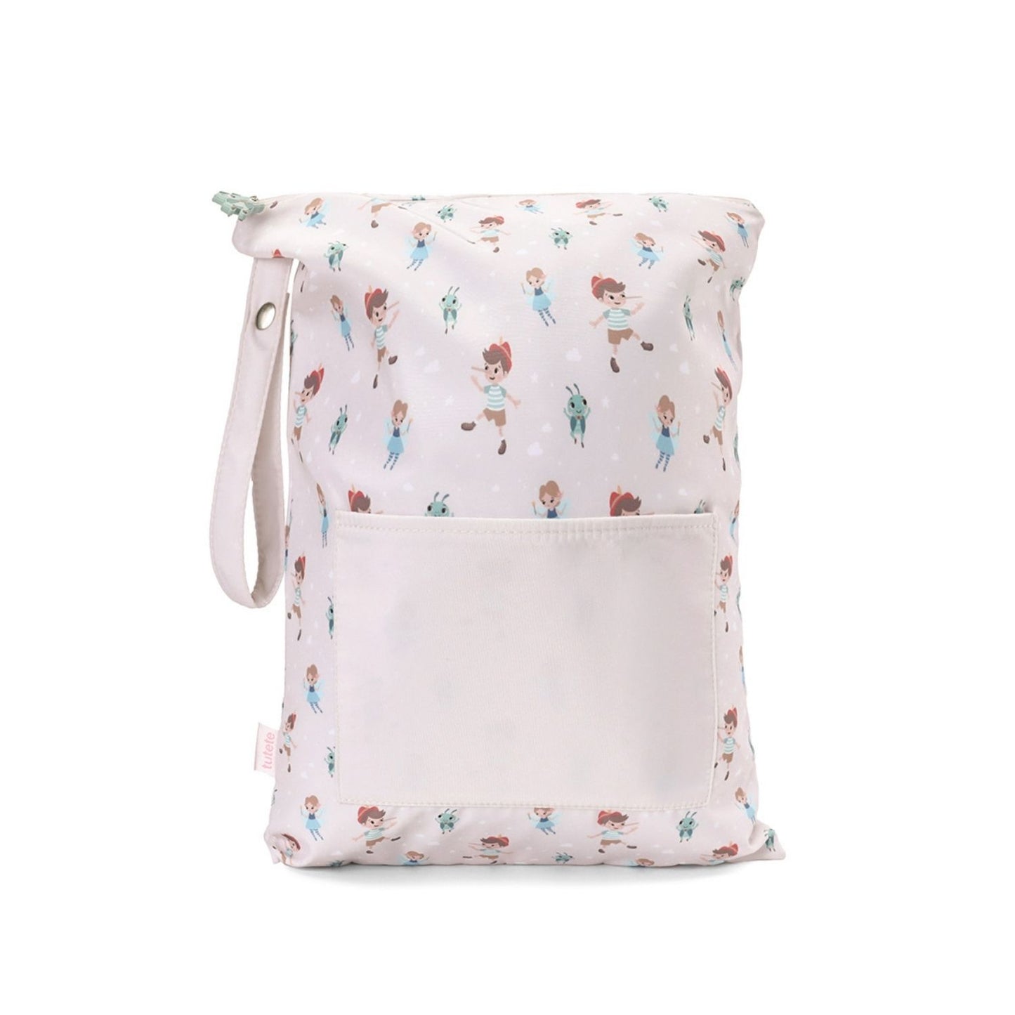 Bolsa Impermeable Wooden Boy de Tutete. Esta bolsa impermeable infantil es el accesorio perfecto para llevar la muda de recambio, la ropa sucia o los trajes de baño mojados de forma higiénica y cómoda. Su asa superior con botón a presión permite colgarla fácilmente del carrito del bebé o de la mochila escolar.