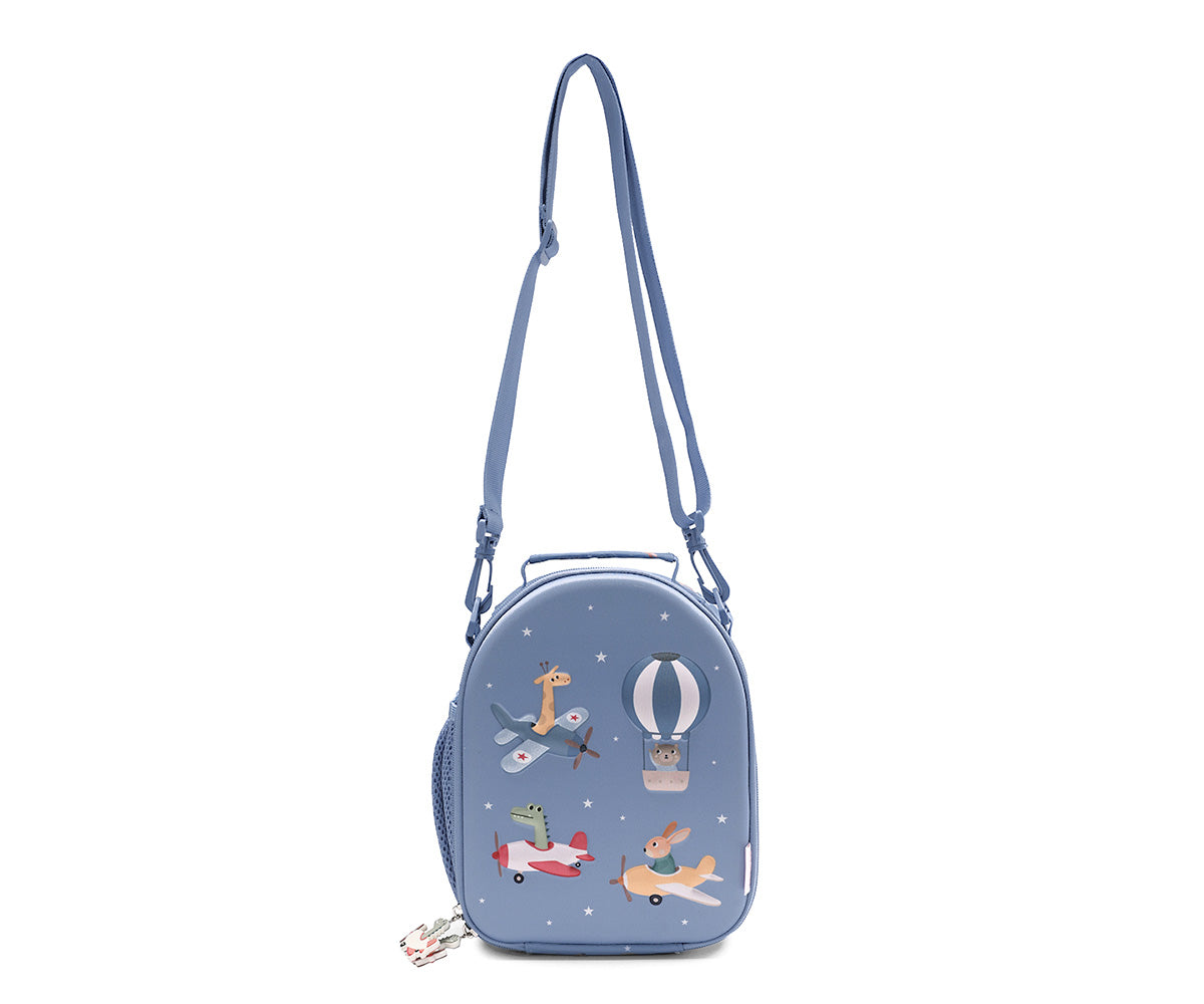 Consigue la bolsa merienda térmica personalizable 3D Planes (Aviones) en www.manodesantaoficial.es. Bolsa térmica infantil con relieve 3D aislante e impermeable, ideal para el colegio. ¡Personalízala con su nombre!