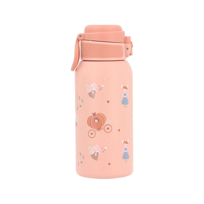 la Botella de Acero Térmica Mouse Fairies (Cenicienta) de 500ml. Esta botella térmica infantil es la compañera ideal para el colegio, excursiones o tardes de parque, gracias a su resistencia y gran capacidad. Su diseño sin pajita facilita una limpieza rápida y profunda, asegurando la máxima higiene diaria.
