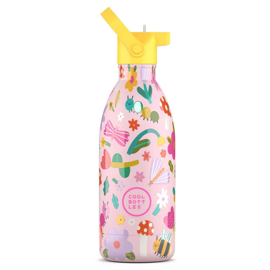 Nueva botella térmica The Bottles Kids 500ml Bug Life. Con doble tapón (pajita y rosca), relieve 3D y tecnología Triple Cool™ para 36h de frío. ¡La botella ideal para las aventuras más grandes!

¡Llega la evolución de nuestras botellas Kids! Ahora en formato 500 ml y con nuevos diseños que harán que los niños más mayores quieran llevarla a todas partes. Bug Life presenta un diseño con tacto en relieve 3D y Triple Cool™ Technology para mantener bebidas 36 horas frías y 18 calientes. Viene con dos tapones inc