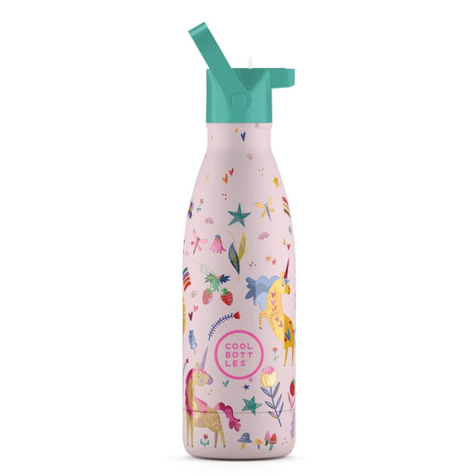 The Bottles Kids 350ml Funny Unicorn: Hidratación mágica y resistente

👑 Diseño en Relieve: Tacto 3D con ilustraciones de unicornios para una experiencia sensorial única.

🔥 Triple Cool™ Technology: Mantiene el agua fría hasta 36 horas y las bebidas calientes durante 18 horas.

🛡️ Máxima Seguridad: Acero inoxidable 18/8 de grado alimenticio, libre de BPA, ftalatos y toxinas.