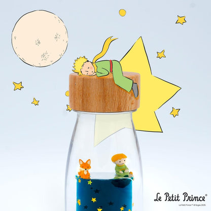 Botella sensorial Petit Boum – El Principito ✨
Edad recomendada: A partir de 3 meses
Dimensiones: 15,5 × 4,5 cm
Capacidad: 250 ml
Incluye: 1 botella sensorial sellada
Fabricada en España
