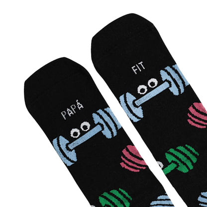 Calcetines "Papá FIT" 💪 ¡Para padres de hierro!

🔥 Diseño para Titanes: El mensaje "Papá FIT" está&nbsp;tejido directamente en el algodón, garantizando que no se borre ni pierda intensidad.