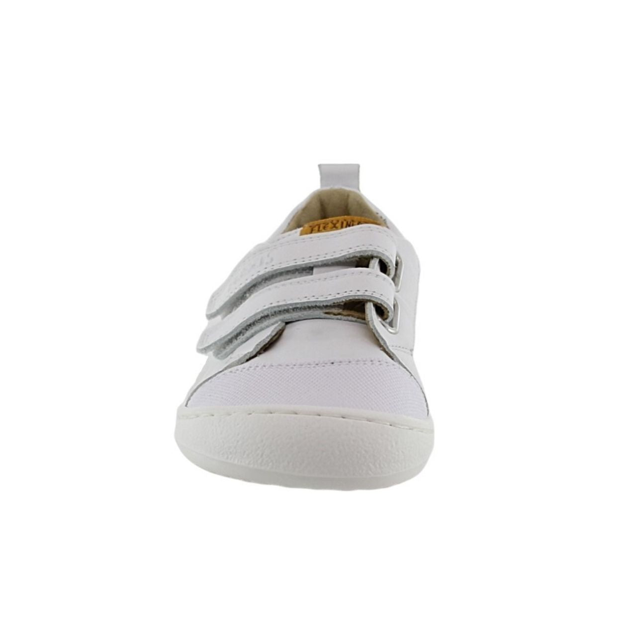 Calzado respetuoso  escolar blanco flexi nens Horma anatómica, plantilla extraíble, suela fina, flexible y plana de 4 mm, Sistema de regulación de cierre de doble velcro y suela de goma antideslizante en color blanco.