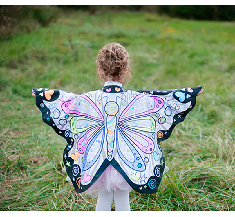 Deja que tu peque se convierta en la mariposa más bella del jardín Disfraz capa para colorear Mariposa! Los disfraces son una de las cosas que más divierten a los niños niña en el parque