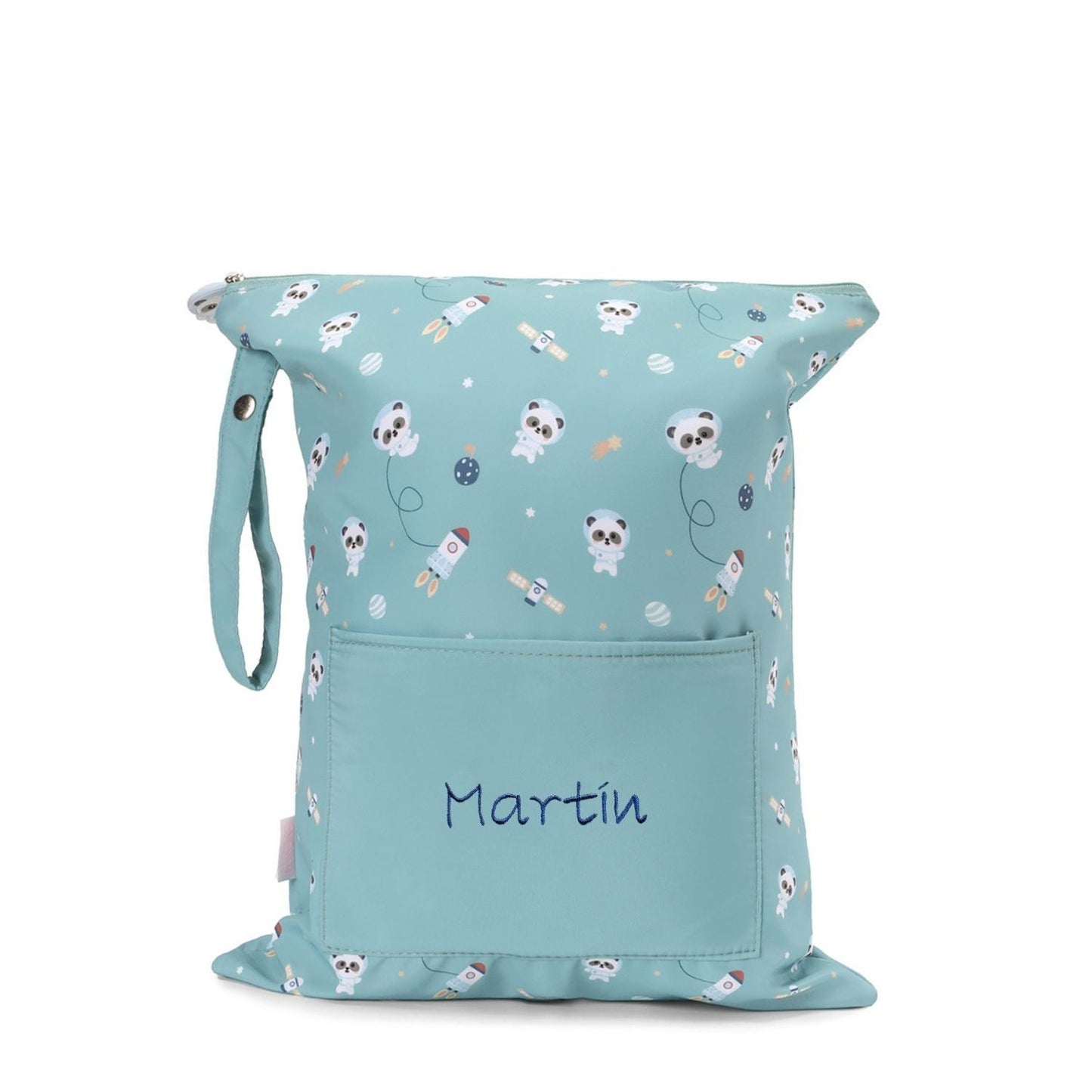 Artículos para la Vuelta al Cole Tutete bordados con el nombre de tu peque en www.manodesantaoficial.es. Personalización única, máxima calidad y envío rápido en 24h.