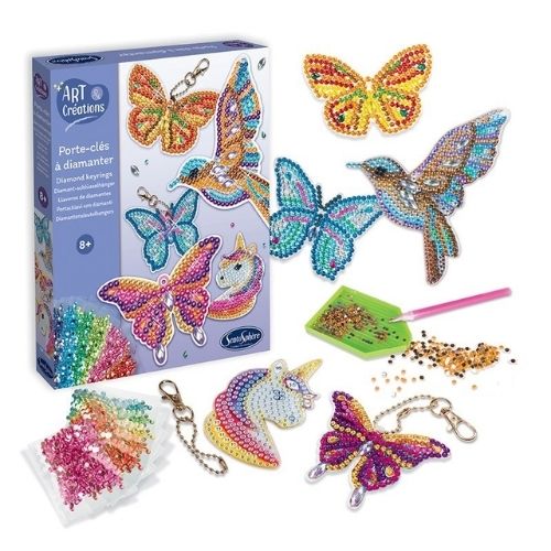 ¡Descubre el set más brillante y creativo para los pequeños artistas! Decora tus Llaveros con Diamantes es una experiencia única donde los niños podrán diseñar sus propios llaveros llenos de color y estil