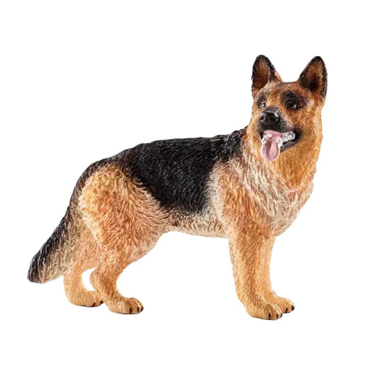 ¡Valiente, leal y lleno de energía! El pastor alemán de Schleich® es una figura imprescindible para quienes admiran a este perro inteligente y versátil. Criado originalmente para el pastoreo, hoy en día es uno de los perros más completos: guía, policía, rescatista… ¡y también un compañero increíble para la familia!