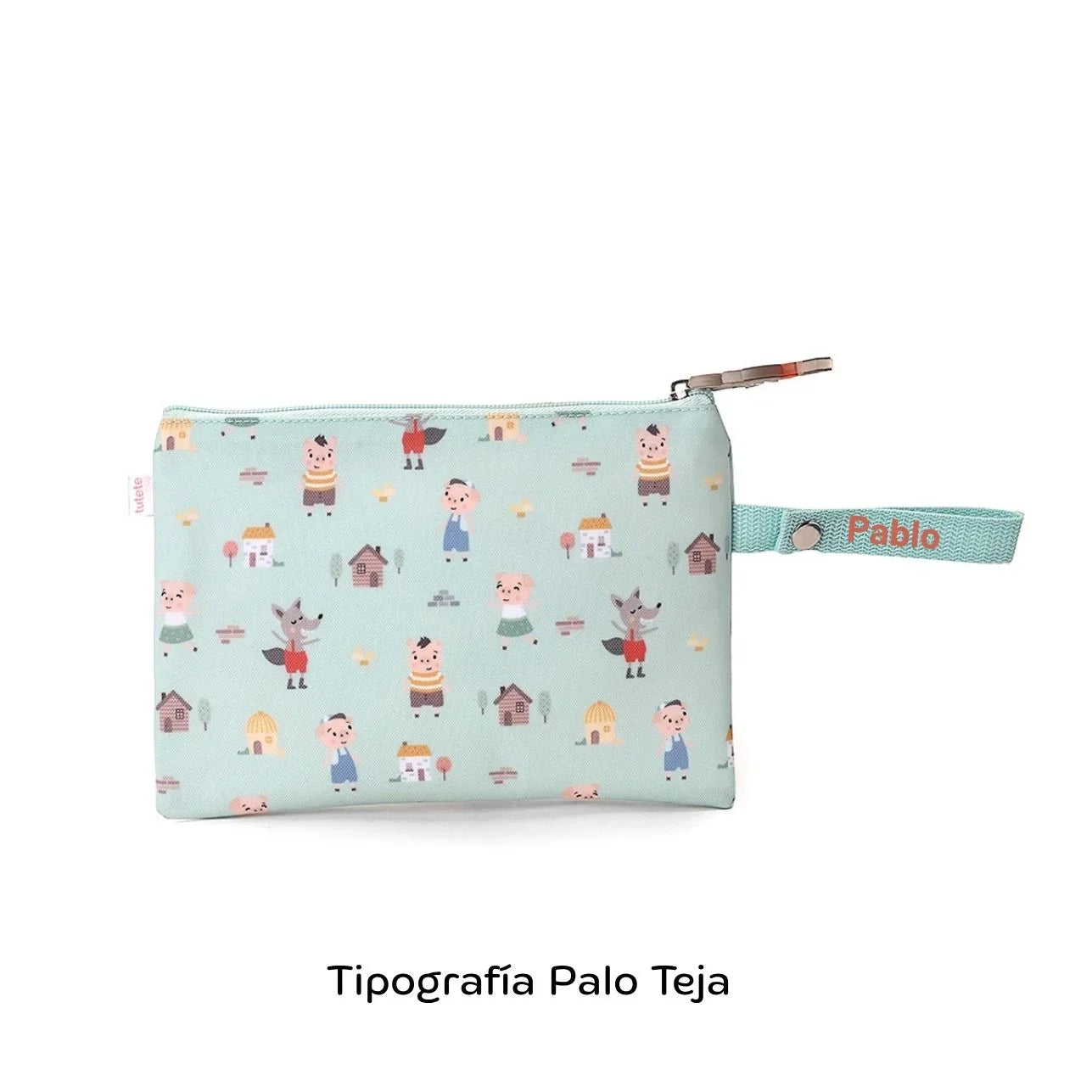 la funda para bocadillo Impermeable Los tres cerditos Personalizable de Tutete es justo lo que necesitas.


Bolsita de interior impermeable para llevar el bocadillo o fruta al colegio y no usar papel de aluminio ni bolsas de plástico que tanto contaminan. Una opción ecológica y muy divertida para proteger el medio ambiente.