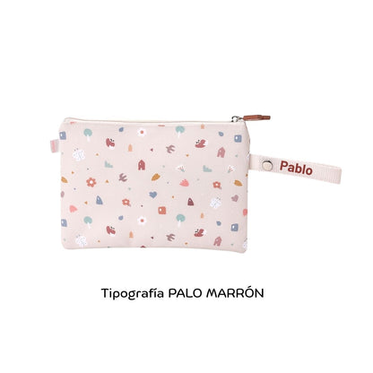 ¡No busques más! Si necesitas una bolsita pequeña resistente y personalizable para el almuerzo de tu pequeño, la funda para bocadillo Impermeable GEOMETRIC NATURE Personalizable de Tutete es justo lo que necesitas.


Bolsita de interior impermeable para llevar el bocadillo o fruta al colegio y no usar papel de aluminio ni bolsas de plástico que tanto contaminan. Una opción ecológica y muy divertida para proteger el medio ambiente.