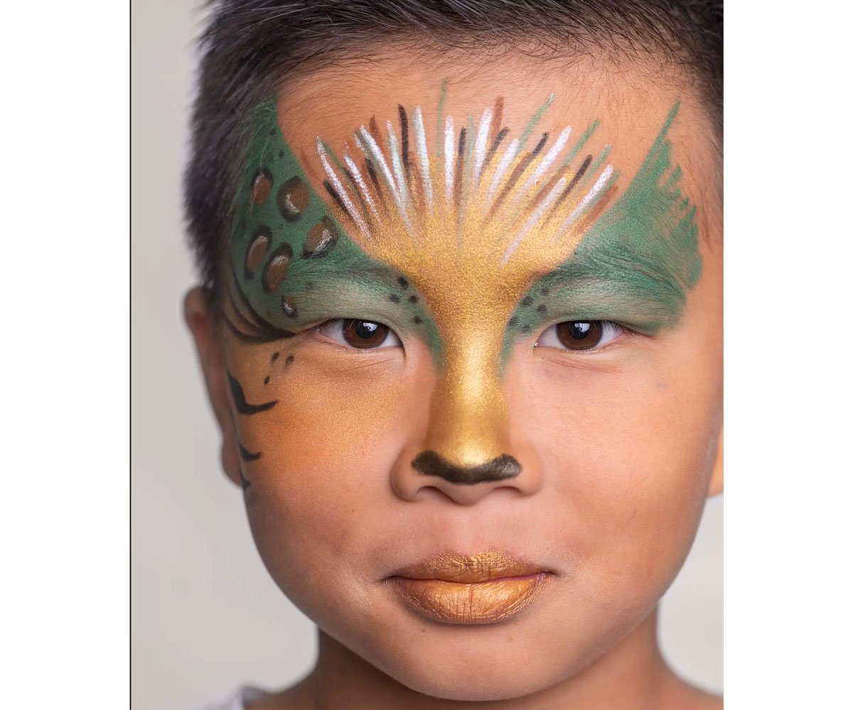 Pack de 6 Lápices de Maquillaje Munido salvaje – Namaki

Edad recomendada: A partir de 3 años
Medidas: 1,5 x 8 x 13 cm
Contenido: 6 lápices (vende, marrón , amartillo, nesto, dorado y blanco)