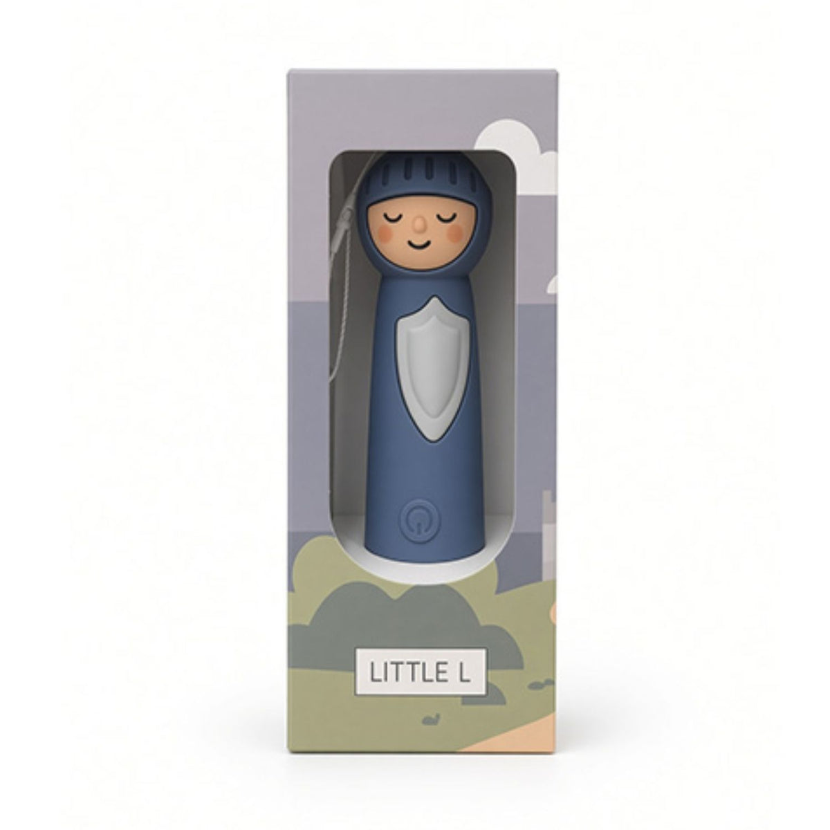 La linterna Little L es mucho más que una luz: es una compañera fiel para los momentos mágicos de la infancia. Su forma de CABALLERO adorable y su tacto suave la convierten en un objeto querido, perfecto para acompañar cuentos, juegos secretos o calmar la noche.