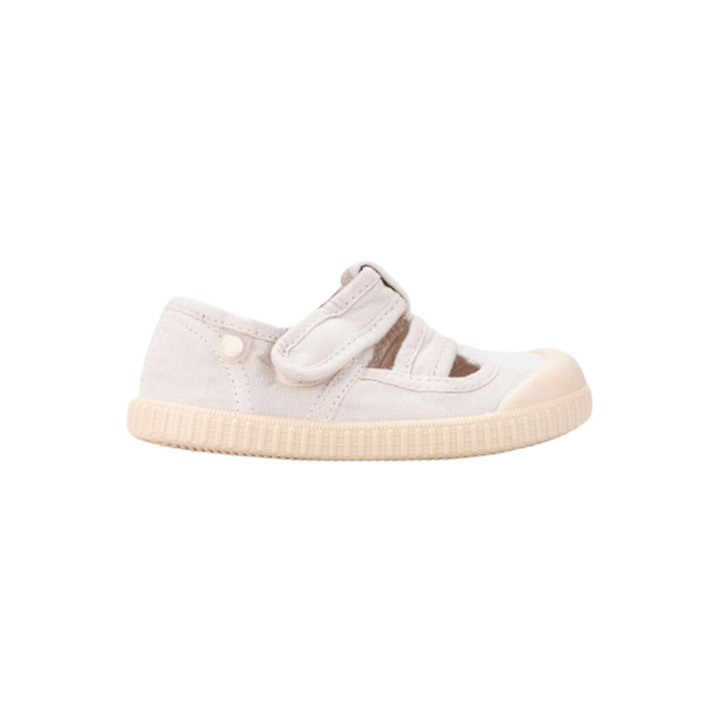 Lona Barefoot Berii BRF Sandalia HIELO – Comodidad y libertad para los pies más inquietos

LasLona Barefoot Berii BRF Sandalia HIELO&nbsp;son la opción perfecta para quienes buscan un calzado respetuoso con el desarrollo natural de los pies infantiles. Diseñadas con el concepto barefoot wide, estas zapatillas de lona ofrecen una puntera amplia, permitiendo que los deditos se muevan con total libertad.
