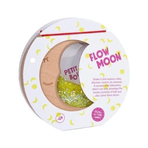 La Luna Sensorial Sensory Moon es mucho más que un simple juguete: es una invitación a soñar. Con su delicado diseño en madera de haya natural, esta luna mágica cautiva a los más pequeños con su suave brillo y los pigmentos que se agitan en su interior, creando un espectáculo visual que favorece el seguimiento ocular y promueve un estado de calma y concentración.