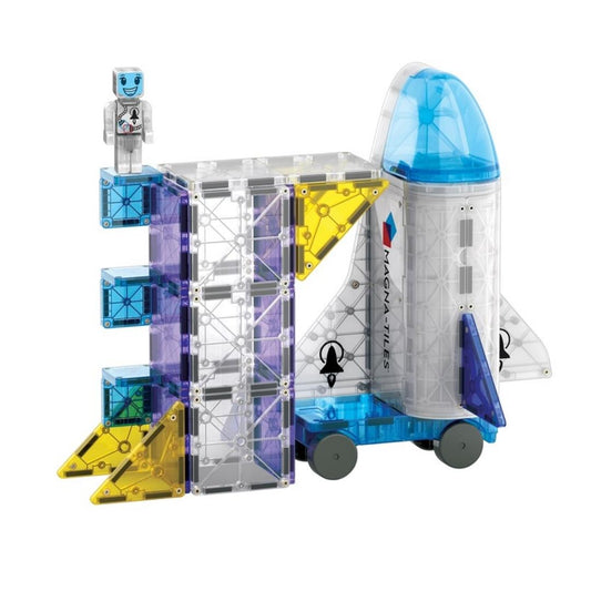 set MAGNA-TILES® Space! Despega hacia la creatividad cósmica con 32 piezas y un transbordador espacial único que te permite guardar las piezas fácilmente. ¡Prepárate para horas de diversión mientras exploras el universo!&nbsp;