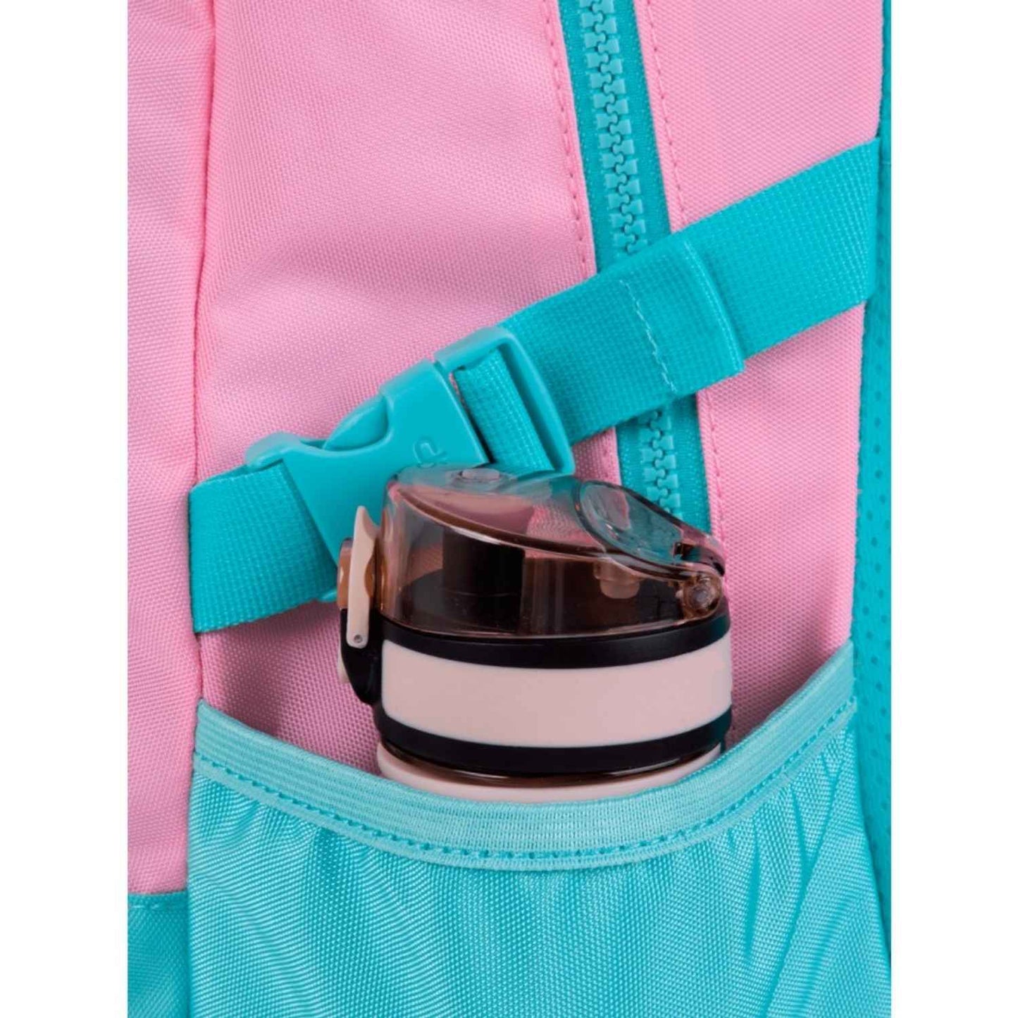 Comprar mochila escolar Sully Blue CoolPack en www.manodesantaoficial.es. Con compartimento para portátil, ergonómica y resistente. ¡Envío rápido!