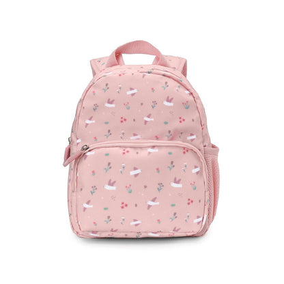 Consigue la mochila infantil Blossom Birds personalizable de Tutete en www.manodesantaoficial.es. Mochila impermeable y acolchada ideal para guardería y niños de hasta 5 años. ¡Personalízala con su nombre!