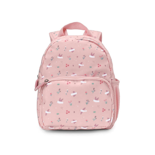 Consigue la mochila infantil Blossom Birds personalizable de Tutete en www.manodesantaoficial.es. Mochila impermeable y acolchada ideal para guardería y niños de hasta 5 años. ¡Personalízala con su nombre!