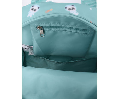 Consigue la mochila infantil Pandas in Space personalizable de Tutete en www.manodesantaoficial.es. Mochila impermeable y acolchada ideal para guardería y niños de hasta 5 años. ¡Personalízala con su nombre!