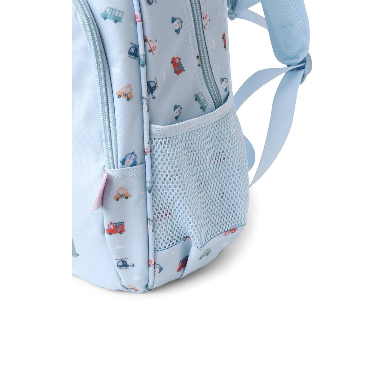 La Mochila Primaria City cars de Tutete está pensada para acompañar a los peques de 5 a 10 años en su día a día escolar, combinando funcionalidad, diseño y comodidad. Perfecta para la primaria o los últimos cursos de infantil, ofrece espacio extra para todo lo que necesitan sin sacrificar ligereza.