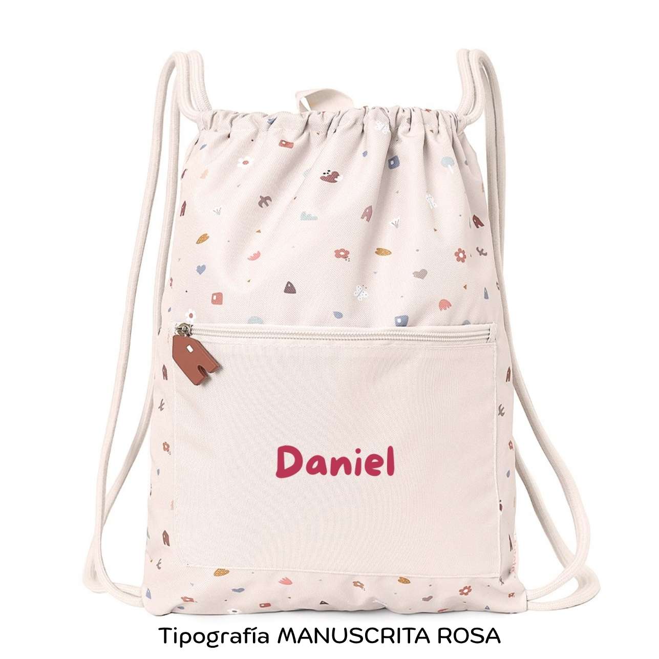  Mochila Saco Impermeable Personalizable – Colección Geometric Nature de Tutete&nbsp;

¡Que no se le olvide nada y que lo lleve todo con estilo! La Mochila Saco Impermeable de Tutete, con diseño exclusivo de Geometric Naturees el accesorio imprescindible para acompañar a los peques en sus días más movidos: piscina, deporte, excursiones o cualquier aventura escolar.

Su interior impermeable protege la ropa, toalla o material del agua y la humedad, mientras que su tejido exterior de secado rápido, hecho de pl