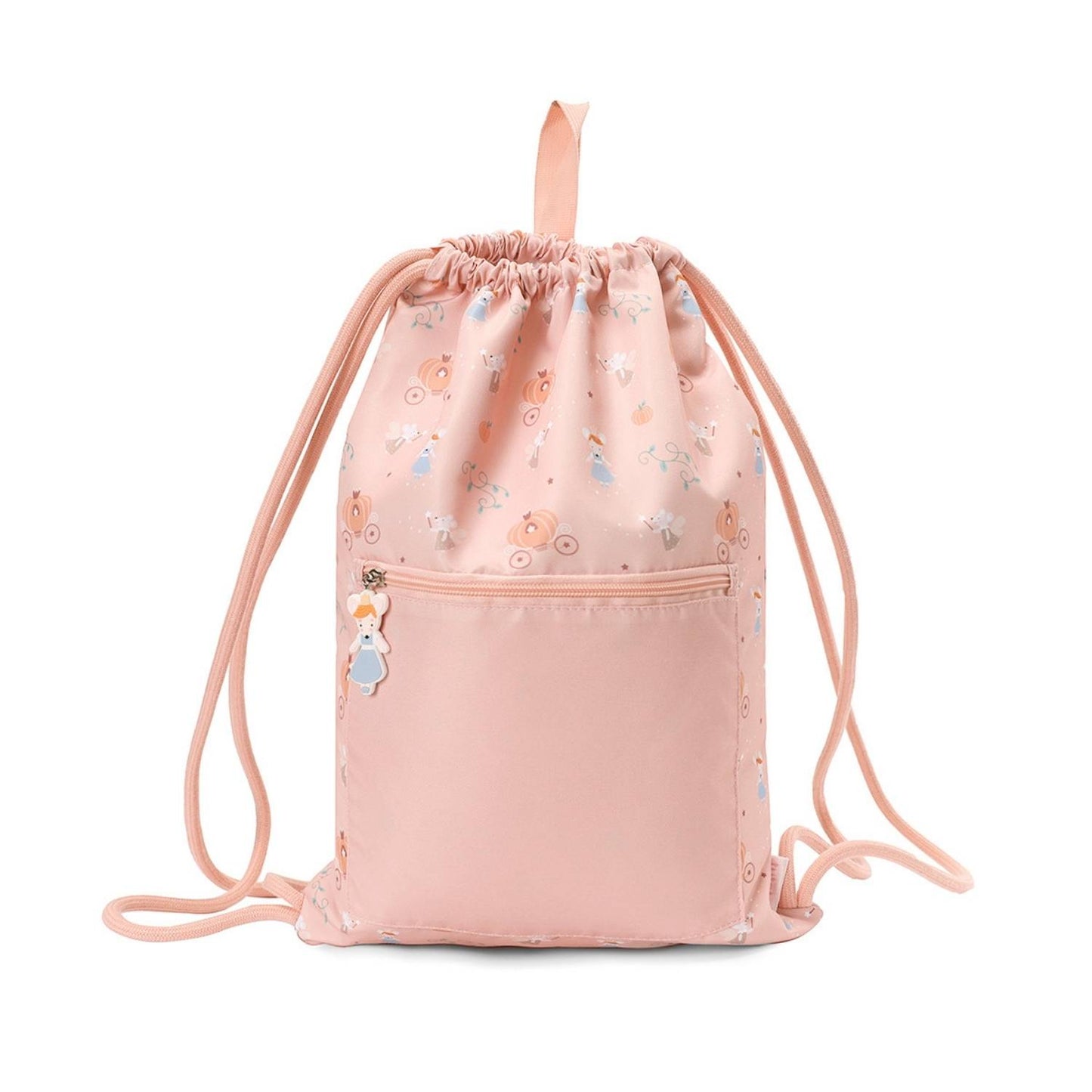 Mochila Saco Impermeable Mouse Fairies de Tutete. Esta mochila de cuerda infantil es perfecta a partir de los 6 años gracias a su ligereza, gran capacidad y resistencia. Cuenta con un práctico bolsillo exterior con cremallera y un divertido tirador decorativo de silicona para guardar los accesorios más pequeños.