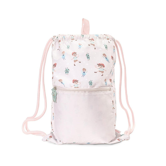 Mochila Saco Impermeable Wooden Boy (Pinocho) de Tutete. Esta mochila de cuerda infantil es perfecta a partir de los 6 años gracias a su ligereza, gran capacidad y resistencia. Cuenta con un práctico bolsillo exterior con cremallera y un divertido tirador decorativo de silicona para guardar los accesorios más pequeños.