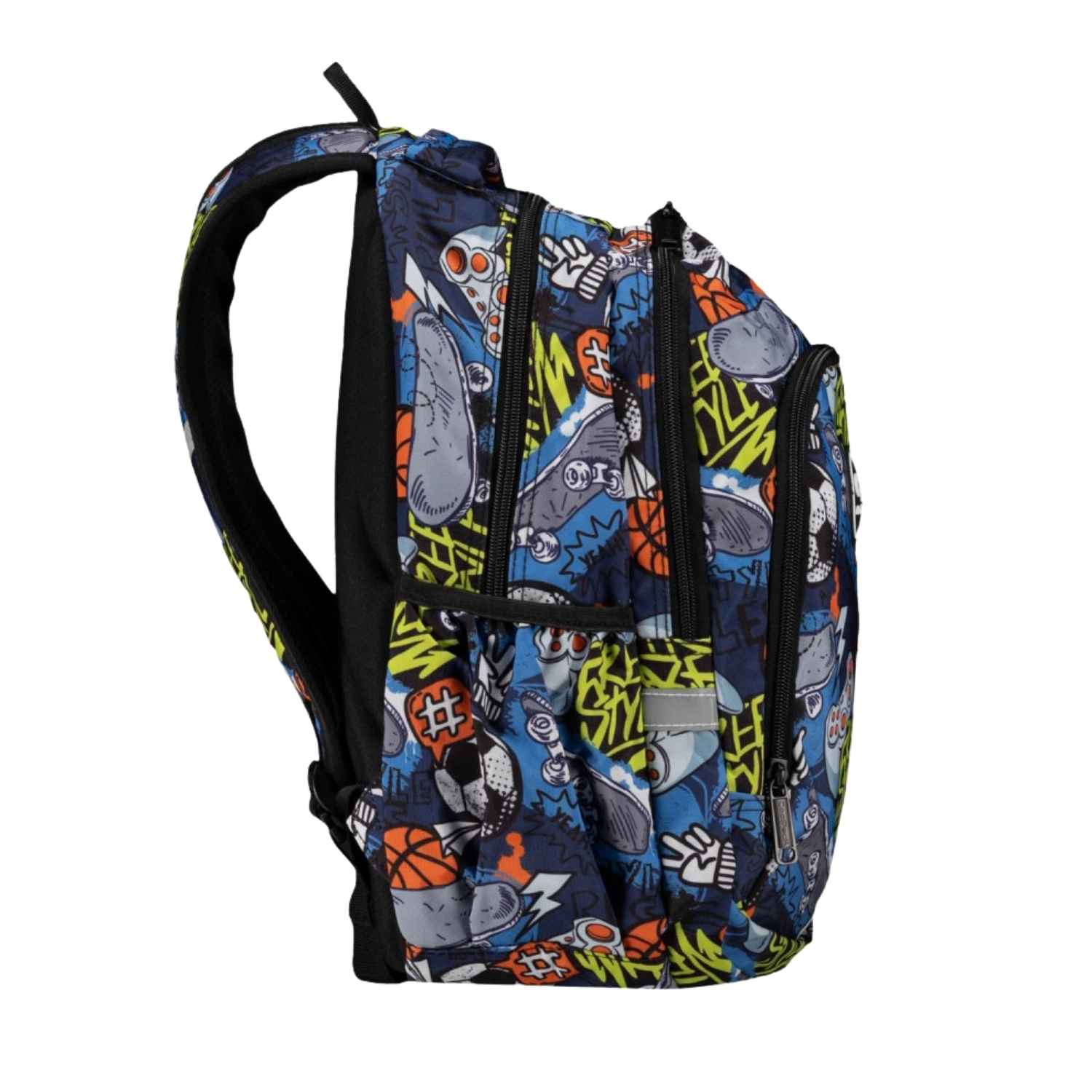 Comprar mochila escolar PRIME Hobby CoolPack en www.manodesantaoficial.es. Ultraligera, repelente al agua, 21L y con bolsa térmica. ¡Envío rápido!