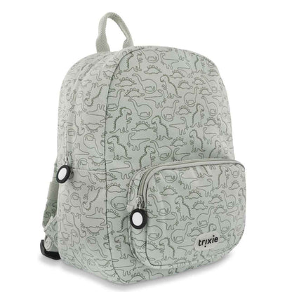 La mochila infantil&nbsp;estampada Dinos de Trixie está diseñada pensando en la comodidad, la autonomía y el estilo de los más pequeños. Ideal para la etapa de infantil o preescolar, cuenta con tirantes acolchados y ajustables, además de una correa en el pecho que mantiene la mochila en su sitio sin que se resbale.

Su tamaño es perfecto para llevar el almuerzo, una muda, sus juguetes favoritos o incluso su peluche inseparable. El bolsillo delantero es ideal para meriendas o pequeños tesoros, y su apertura 