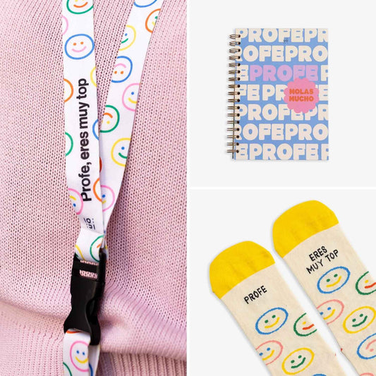 ¡El pack más alegre para docentes! Incluye calcetines premium, libreta de espiral y lanyard con el mensaje "Profe, eres muy top". ¡Regala sonrisas en www.manodesantaoficial.es!