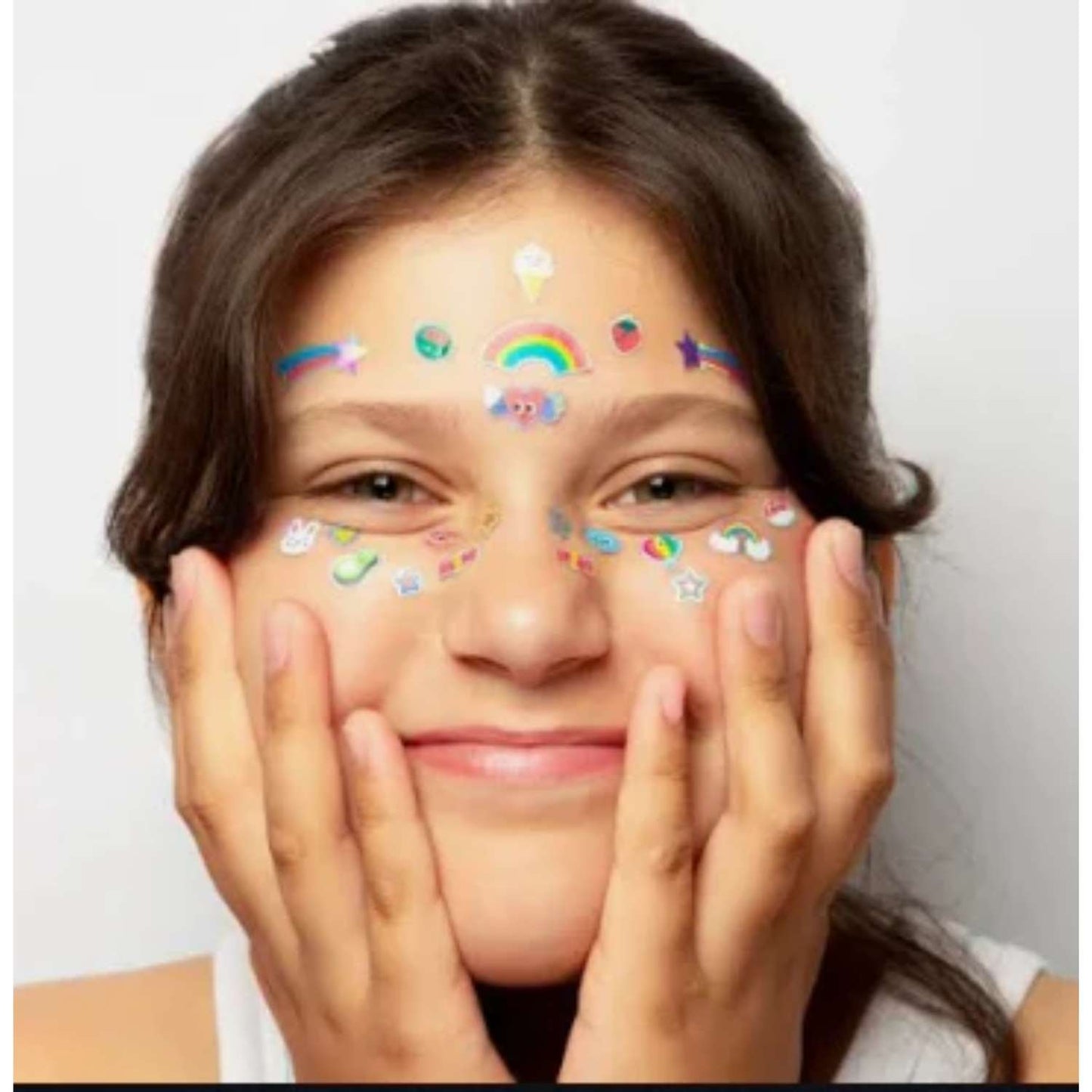 Pegatinas faciales brillantes Omy. 85 adhesivos neón seguros, reposicionables y dermatológicamente testados. ¡El accesorio de maquillaje más fácil y limpio para Carnaval!