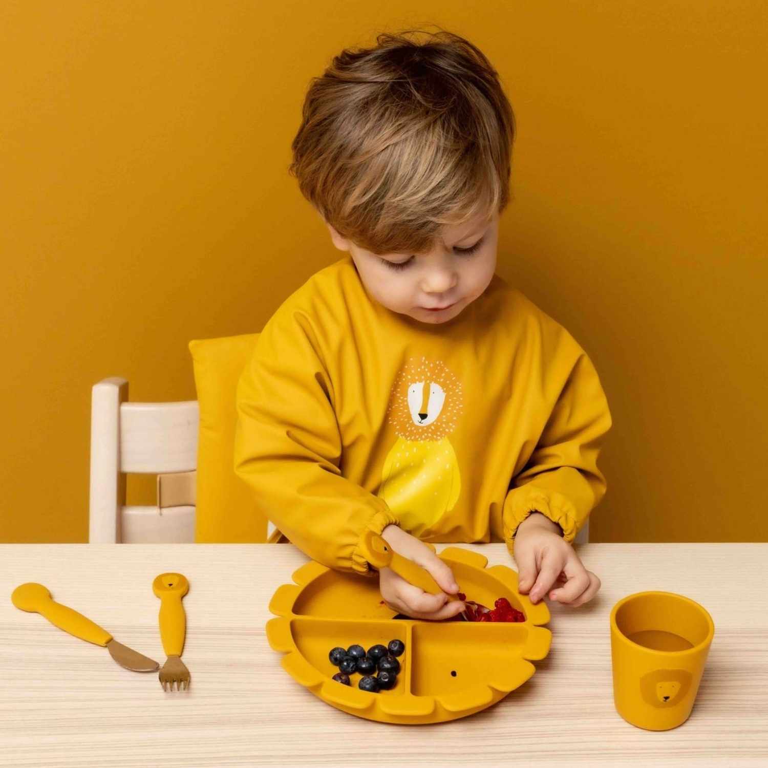 Compra el Plato compartimentado de silicona Mr. Lion de Trixie. Con ventosa anti-vuelco y secciones para alimentos. Irrompible, seguro y apto para microondas y lavavajillas.