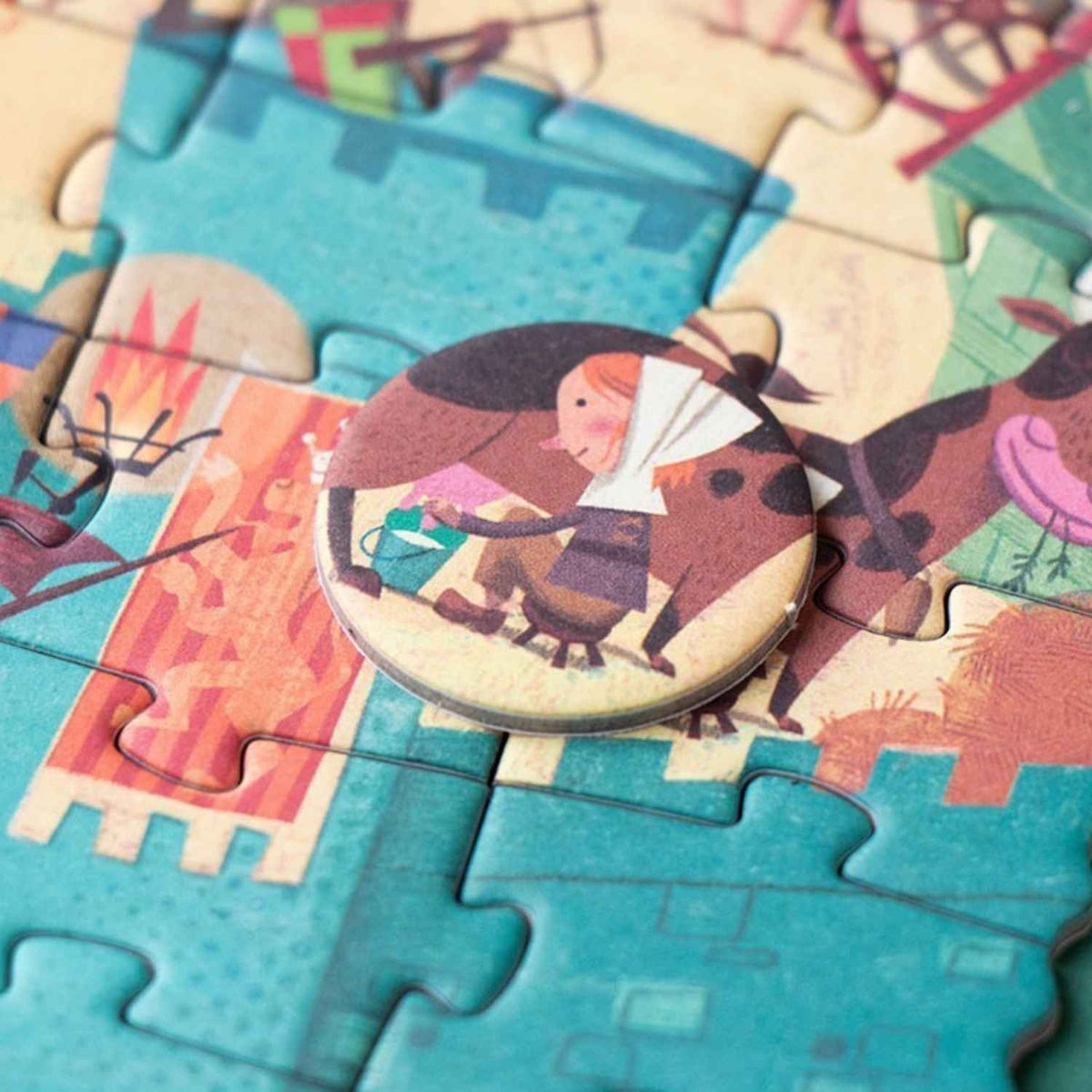 Meta description: Compra Pocket Puzzle - CASTLE: puzle medieval de 100 piezas con juego de observación y 16 fichas de búsqueda. Juguete educativo fabricado con materiales sostenibles.