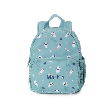 Artículos para la Vuelta al Cole Tutete bordados con el nombre de tu peque en www.manodesantaoficial.es. Personalización única, máxima calidad y envío rápido en 24h.